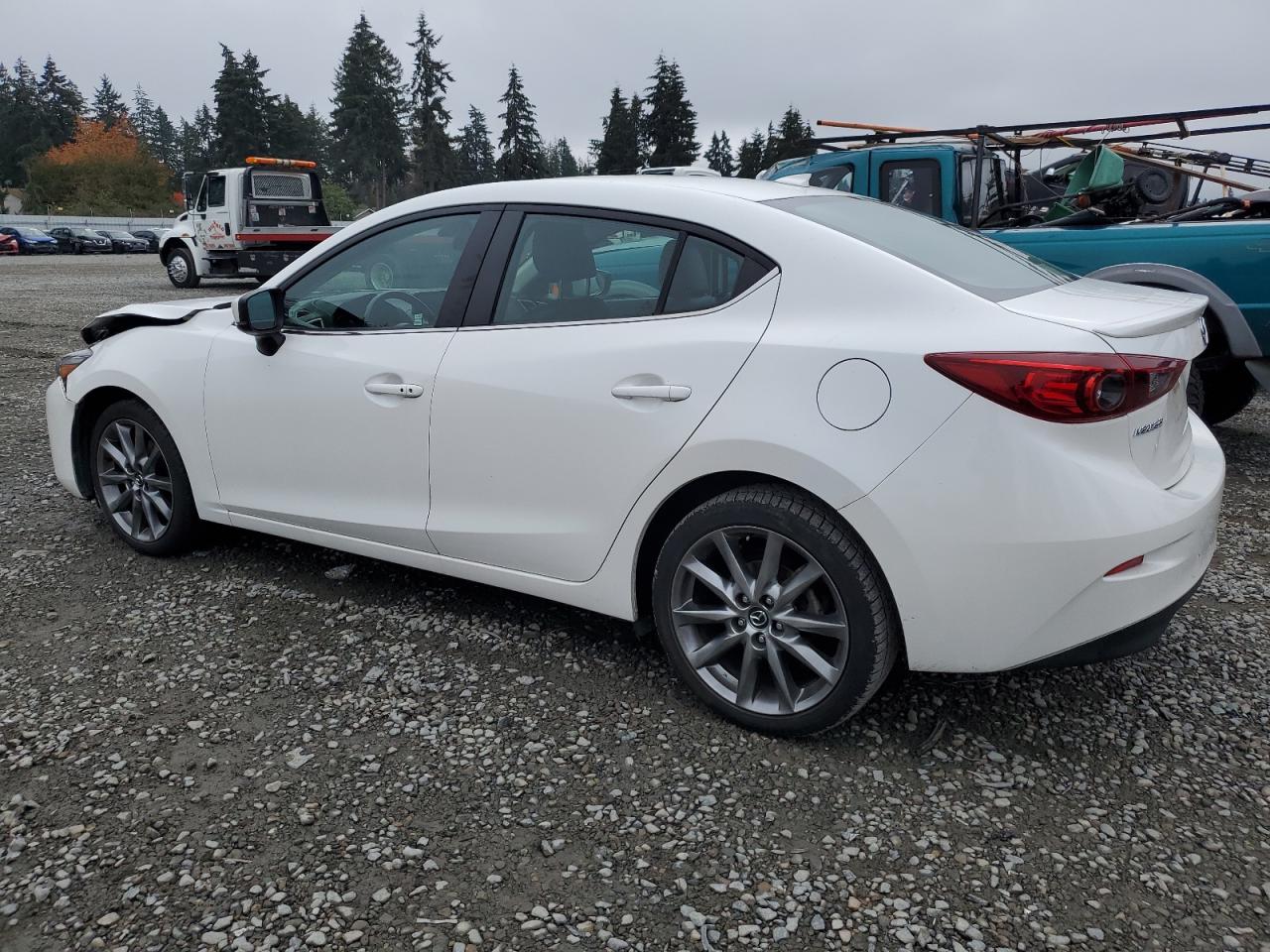 Lot #3004360783 2018 MAZDA 3 TOURING