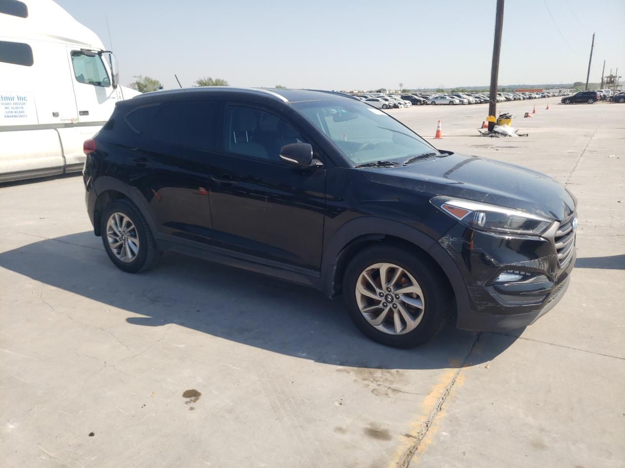 Lot #2890071309 2016 HYUNDAI TUCSON LIM