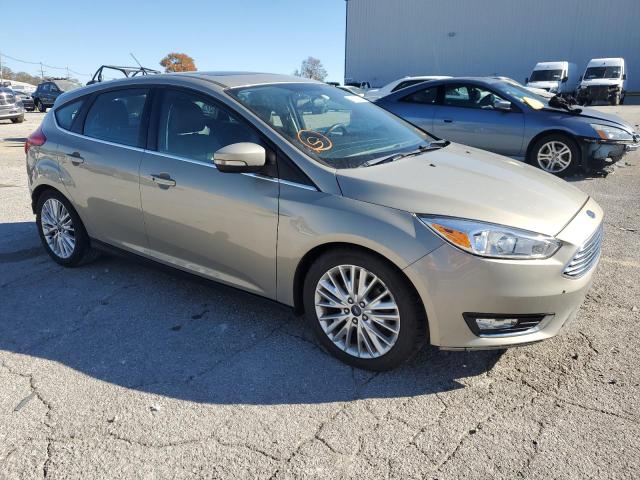 VIN 1FADP3N22FL215305 2015 Ford Focus, Titanium no.4