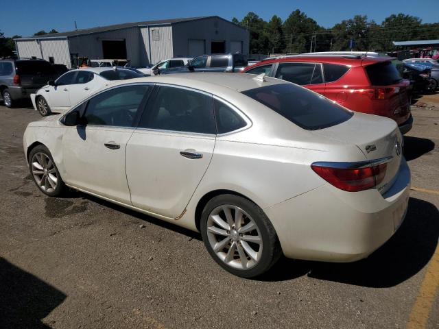 VIN 1G4PP5SK3D4113070 2013 Buick Verano no.2