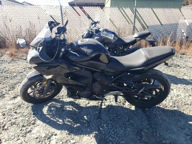 2011 KAWASAKI EX650 C - JKAEXEC10BDA76121