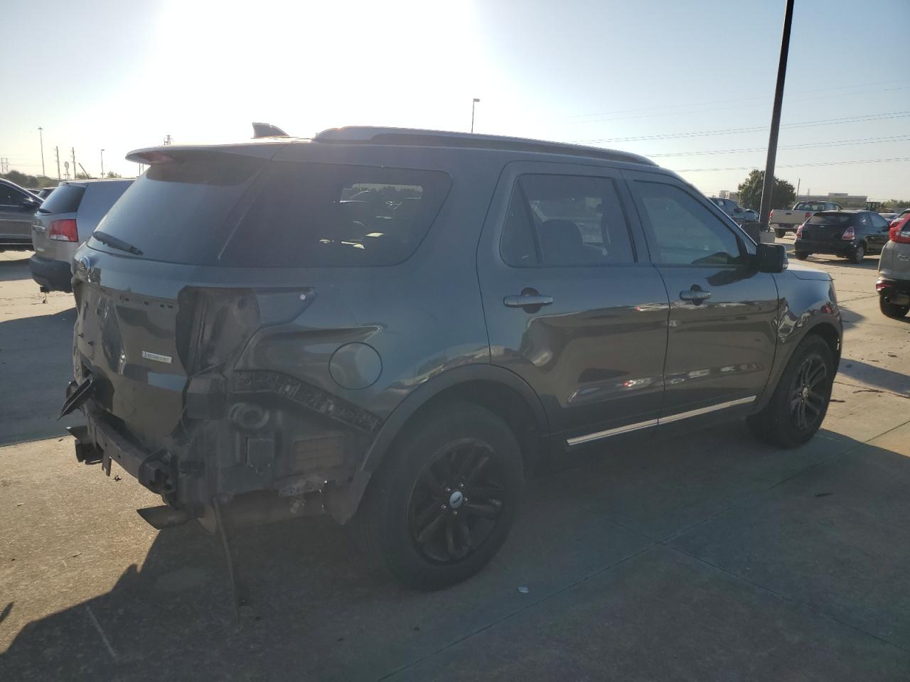 Lot #2945690674 2017 FORD EXPLORER X