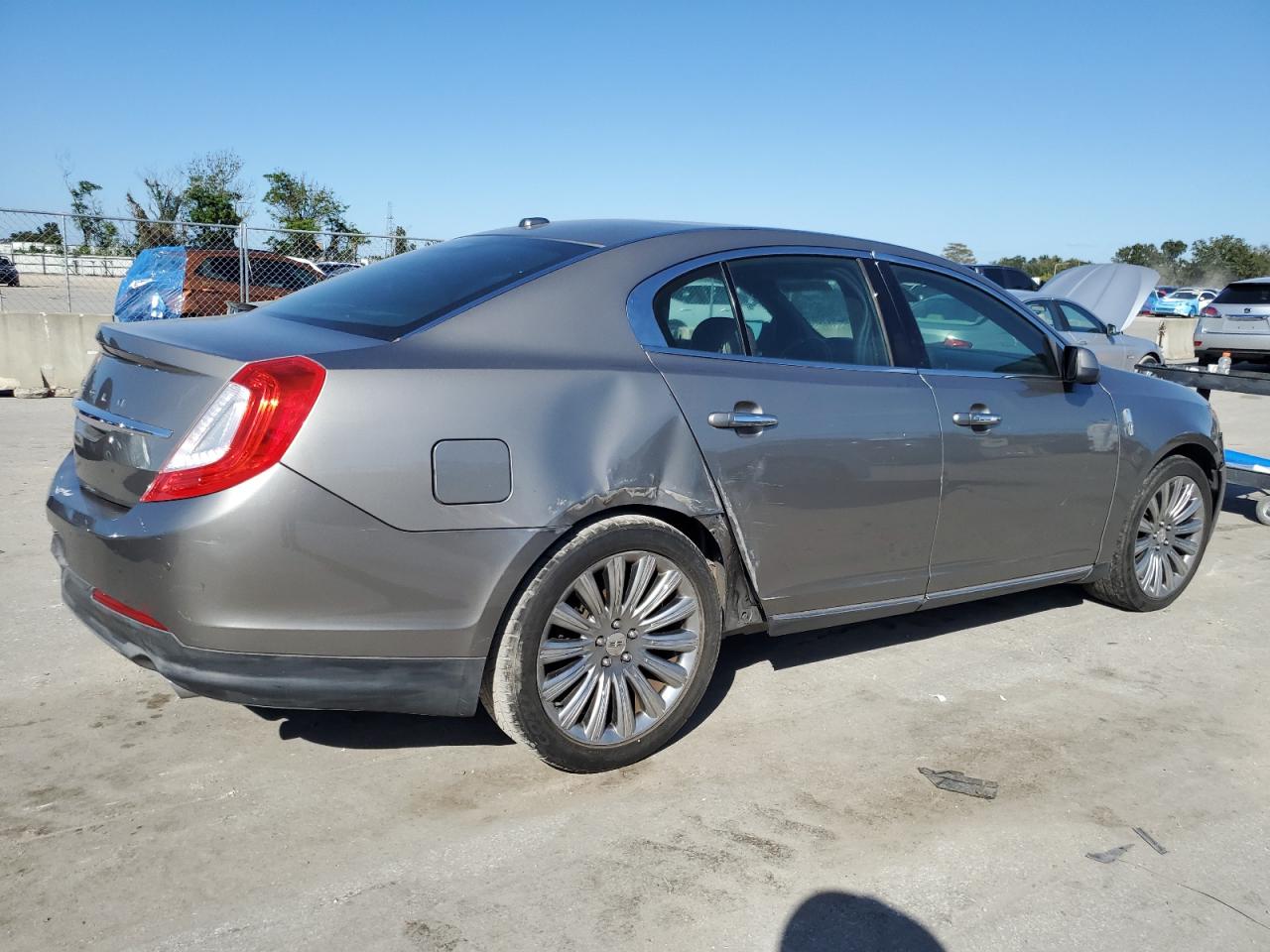 Lot #2935693821 2015 LINCOLN MKS