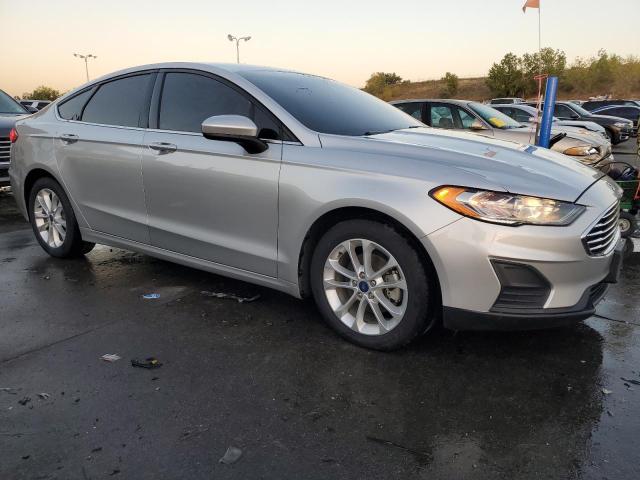 VIN 3FA6P0H72KR210194 2019 Ford Fusion, SE no.4