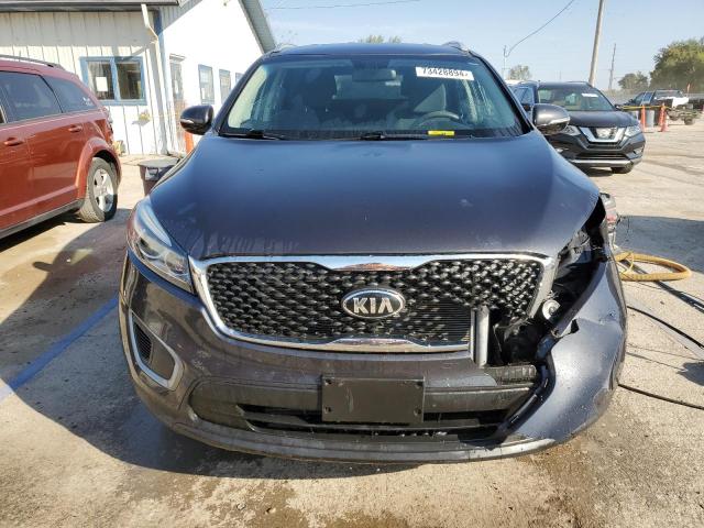 VIN 5XYPG4A33HG295854 2017 KIA Sorento, LX no.5