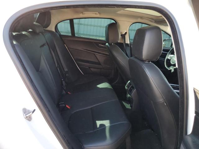 2019 JAGUAR XE - SAJAR4FX8KCP52067
