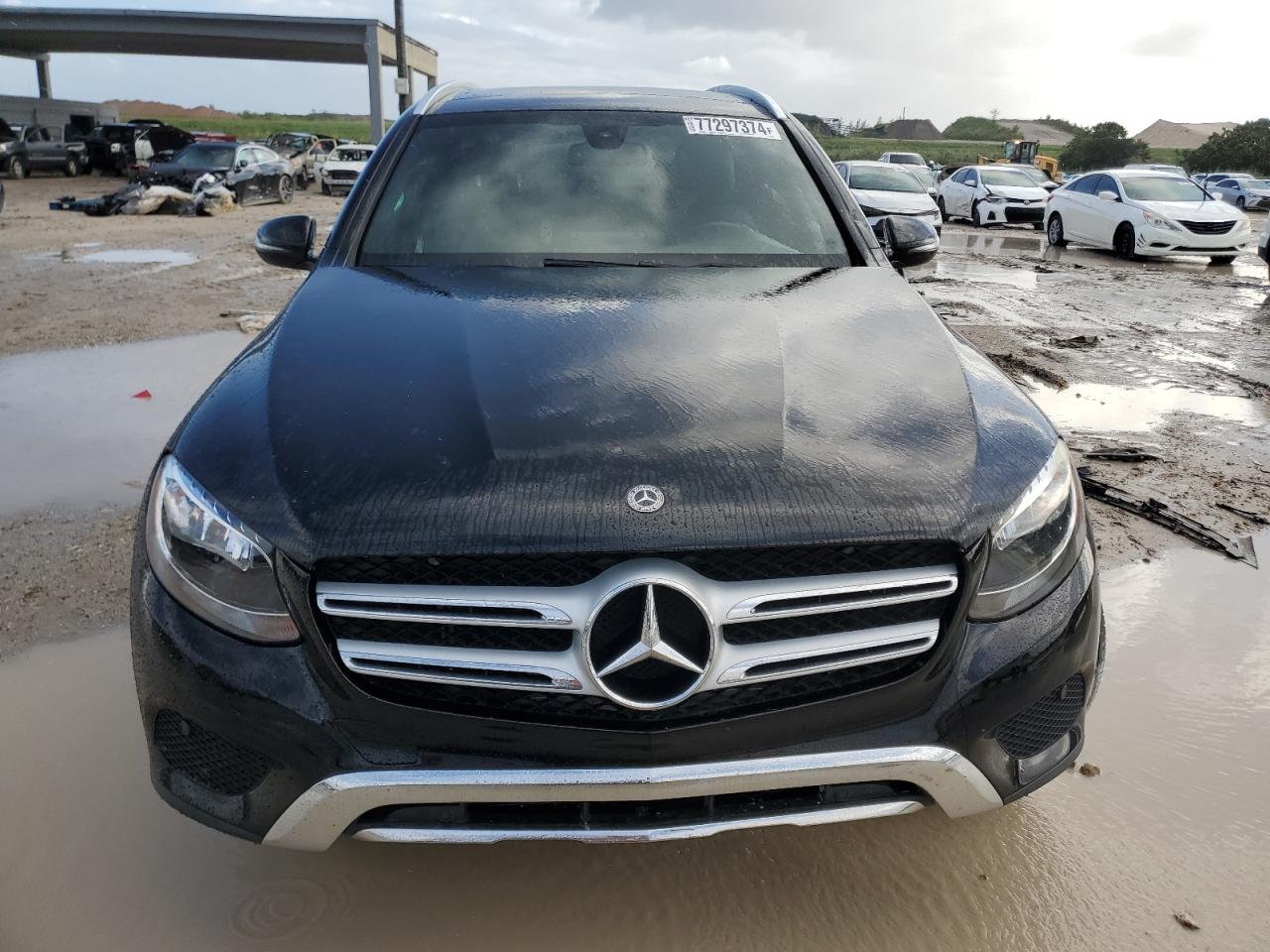 Lot #2960321799 2017 MERCEDES-BENZ GLC 300 4M