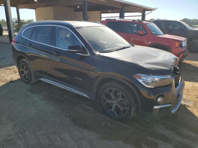 VIN WBXHU7C33J5H42960 2018 BMW X1 no.4