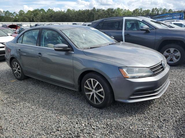 VIN 3VWDB7AJ6HM401408 2017 Volkswagen Jetta, SE no.4