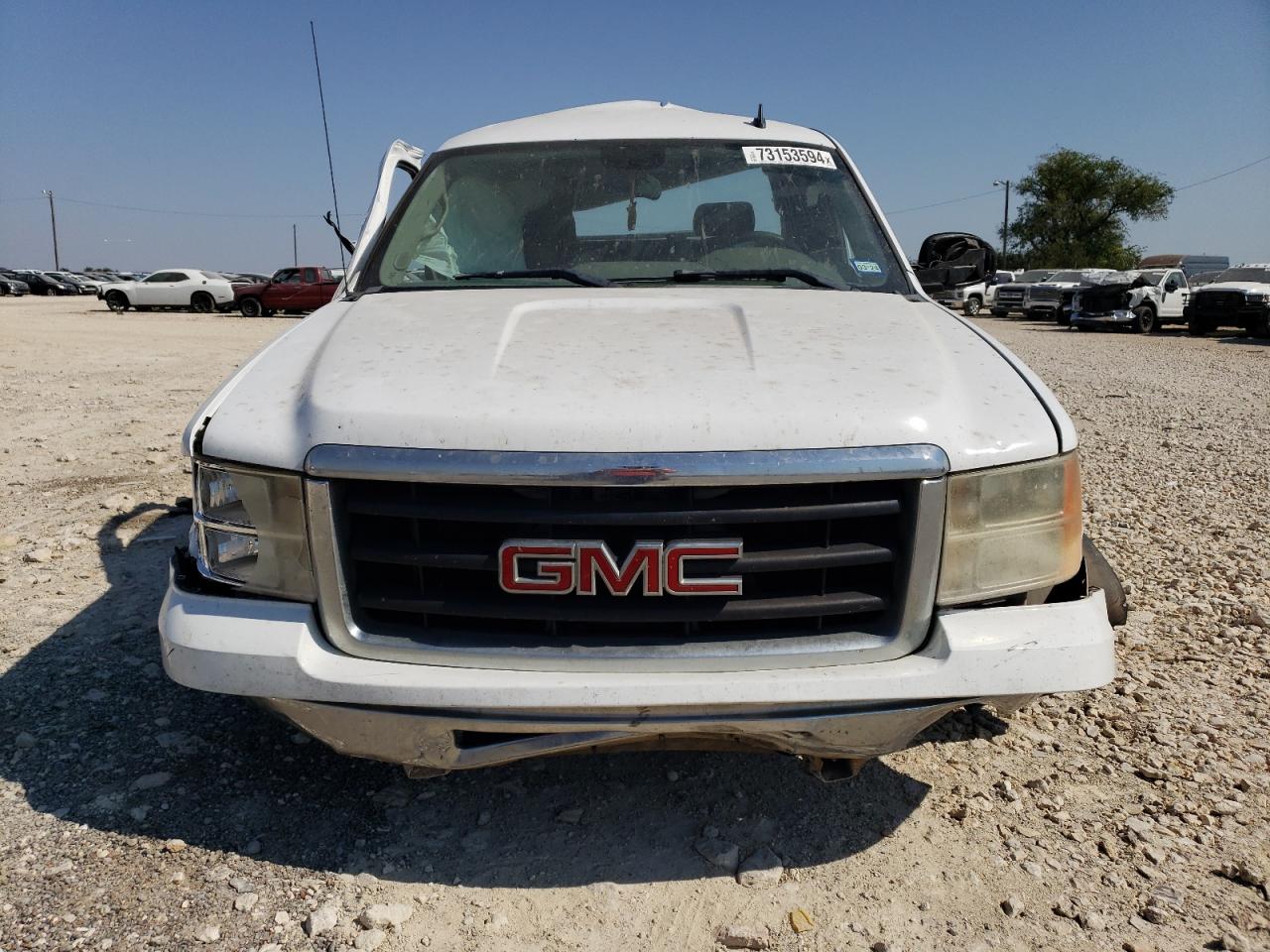 Lot #3033572102 2011 GMC SIERRA C15