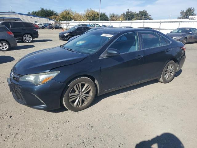 TOYOTA CAMRY LE 2015 teal  gas 4T1BF1FK1FU013620 photo #1