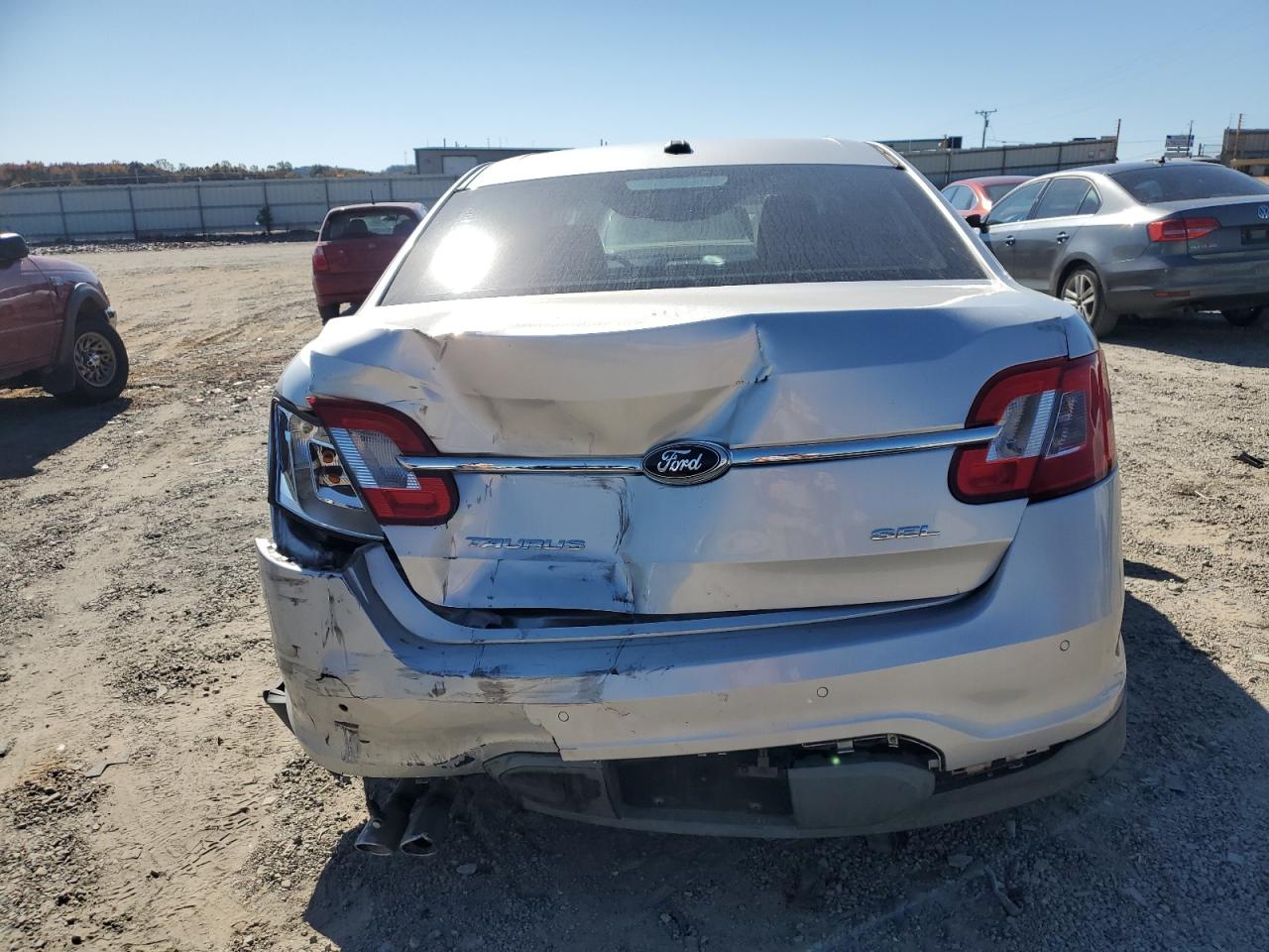 Lot #2928436792 2011 FORD TAURUS SEL