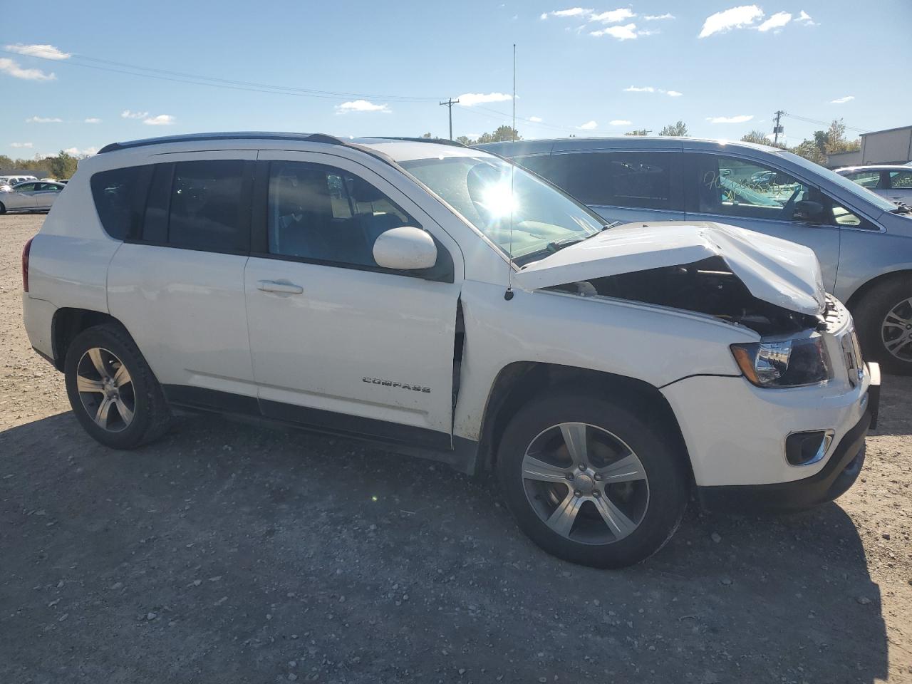 Lot #3033246859 2017 JEEP COMPASS LA