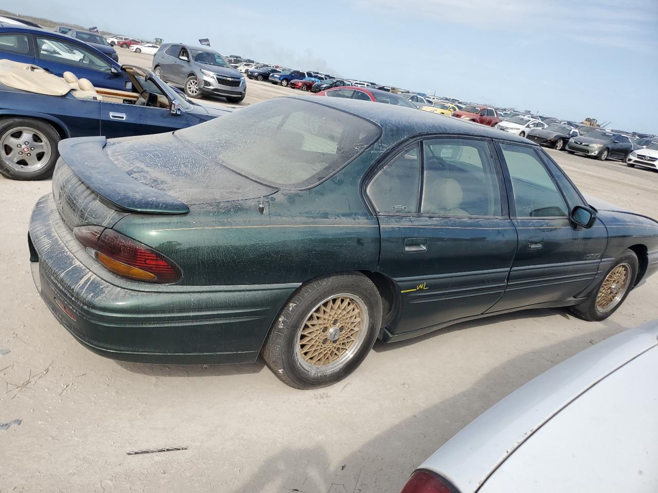 Lot #2989157901 1996 PONTIAC BONNEVILLE