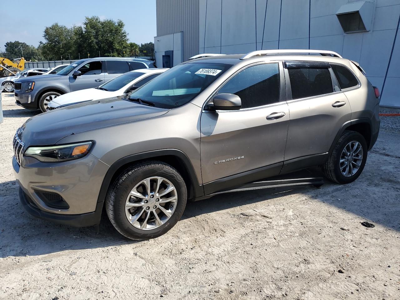 Jeep Cherokee 2019 Latitude Plus