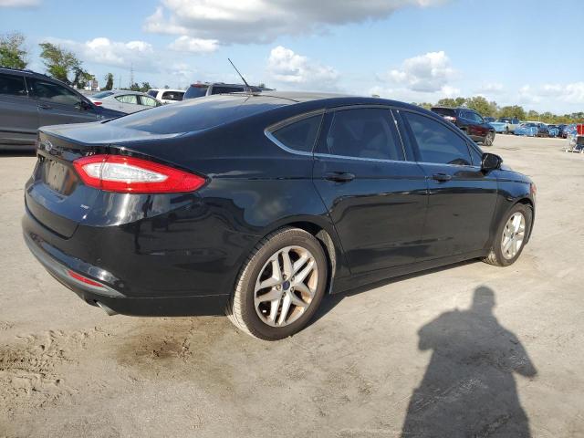 VIN 3FA6P0H70GR364698 2016 Ford Fusion, SE no.3