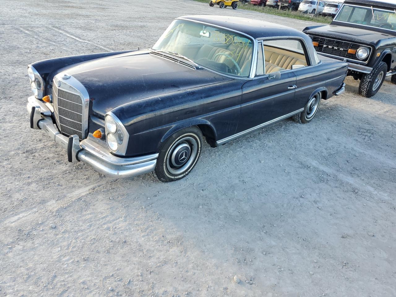  Salvage Mercedes-Benz 250-class