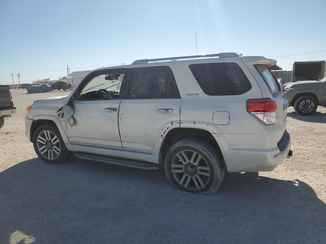 Lot #3042102215 2012 TOYOTA 4RUNNER SR