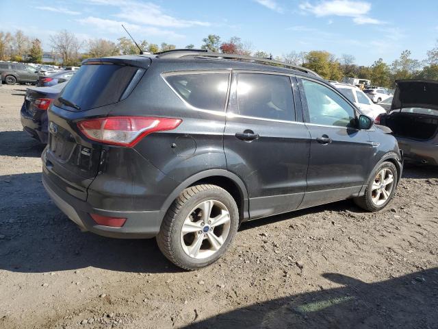 VIN 1FMCU9G94FUC72798 2015 Ford Escape, SE no.3