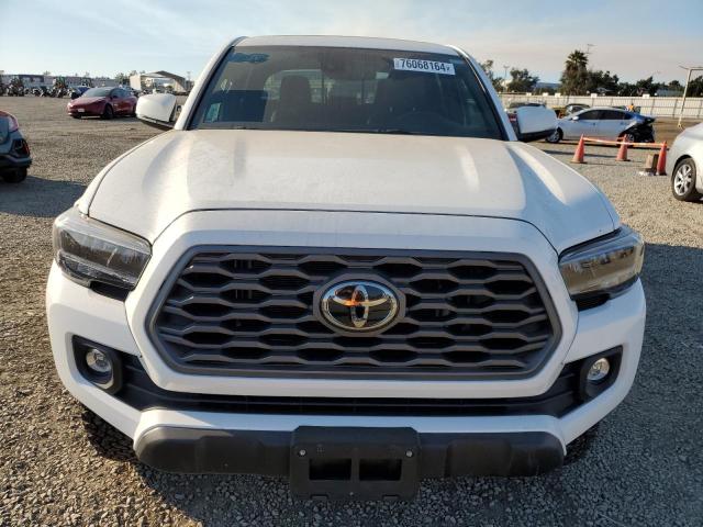 VIN 3TMDZ5BN2NM138687 2022 Toyota Tacoma, Double Cab no.5