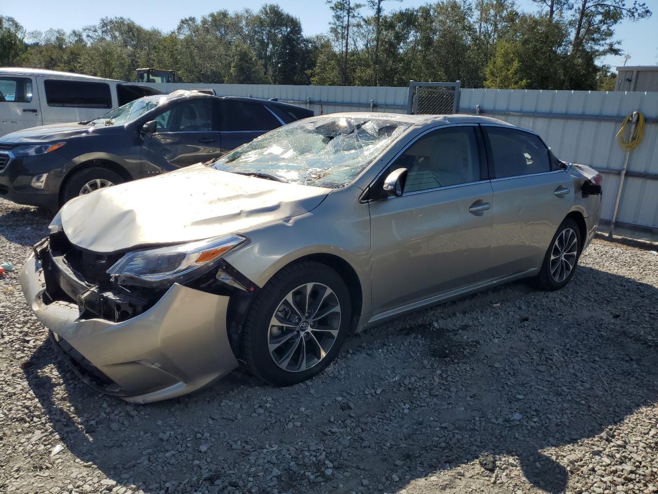 Lot #2962635946 2016 TOYOTA AVALON XLE