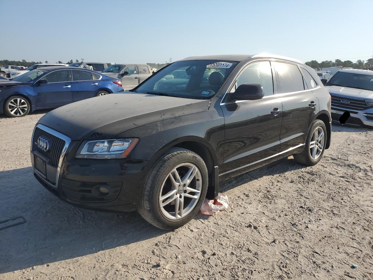 Audi Q5 2011 2.0T Premium