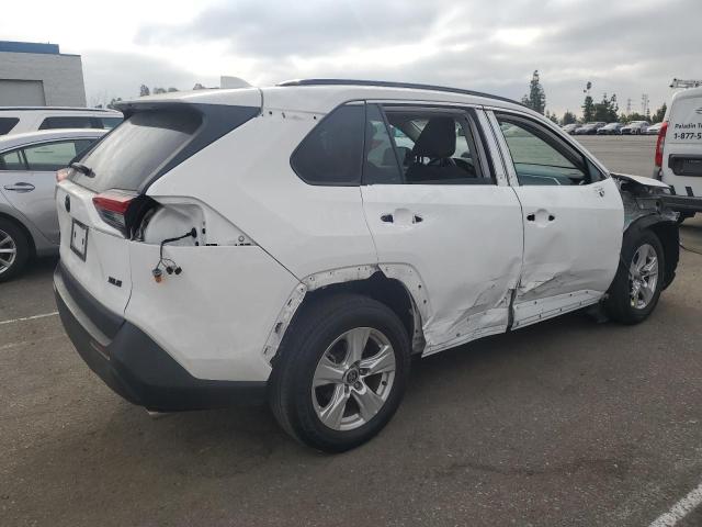 VIN 2T3W1RFV2MC170572 2021 Toyota RAV4, Xle no.3