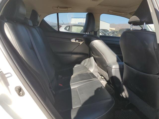 2017 LEXUS CT 200 JTHKD5BHXH2299038