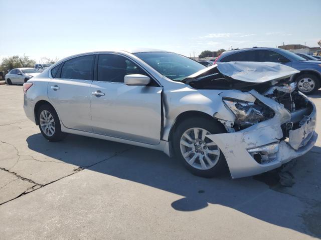 VIN 1N4AL3AP2DN468660 2013 Nissan Altima, 2.5 no.4