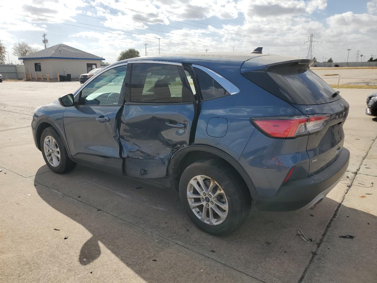 Lot #3023128130 2020 FORD ESCAPE SE