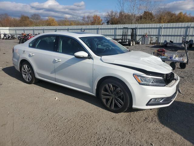 2018 VOLKSWAGEN PASSAT SE - 1VWBA7A34JC021714