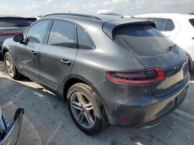 VIN WP1AA2A54HLB04474 2017 Porsche Macan no.2