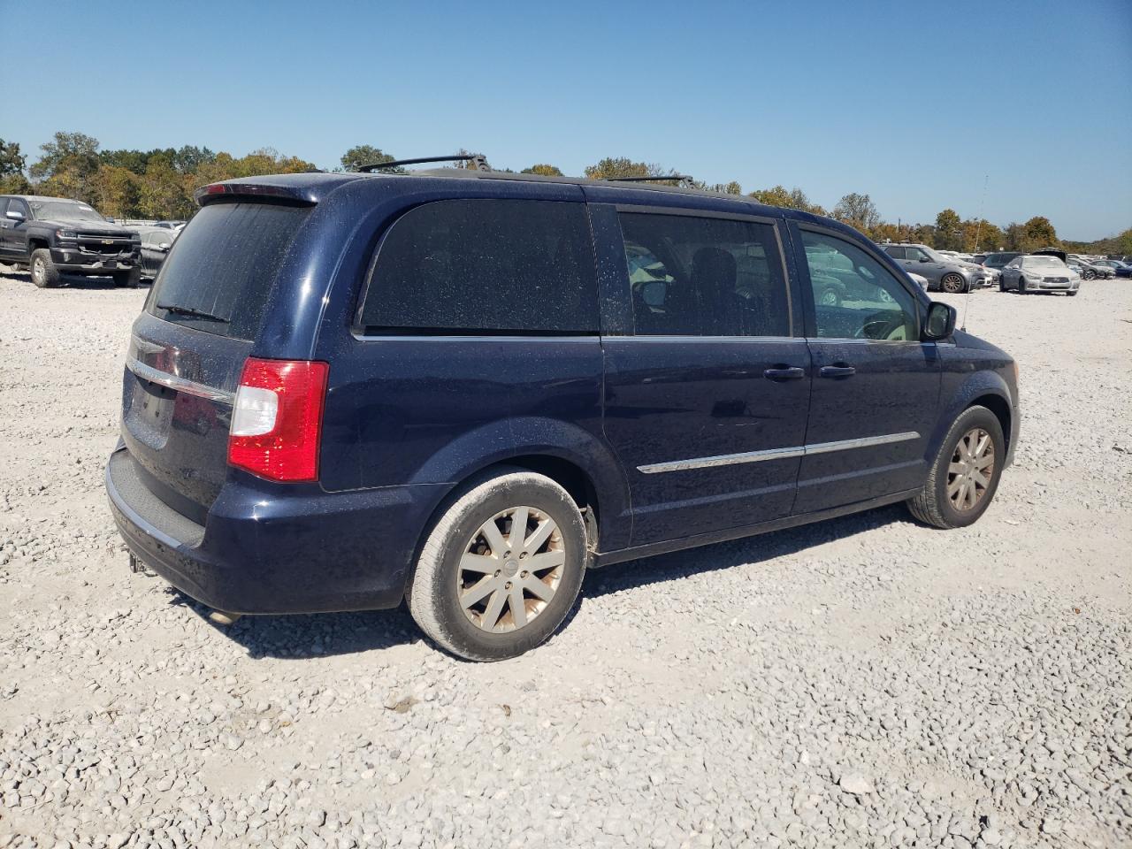 Lot #3037032742 2015 CHRYSLER TOWN & COU