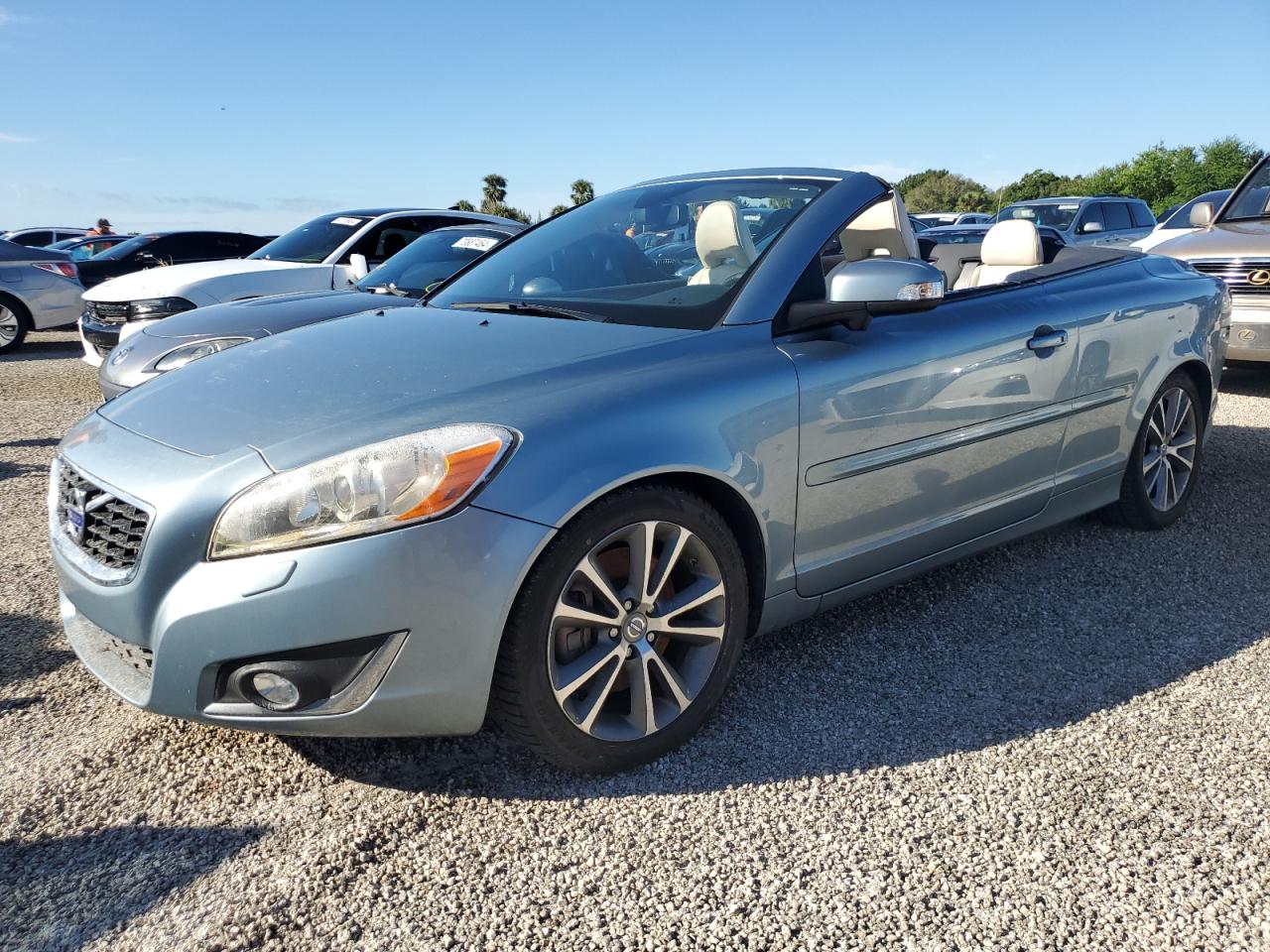 Volvo C70 2013 