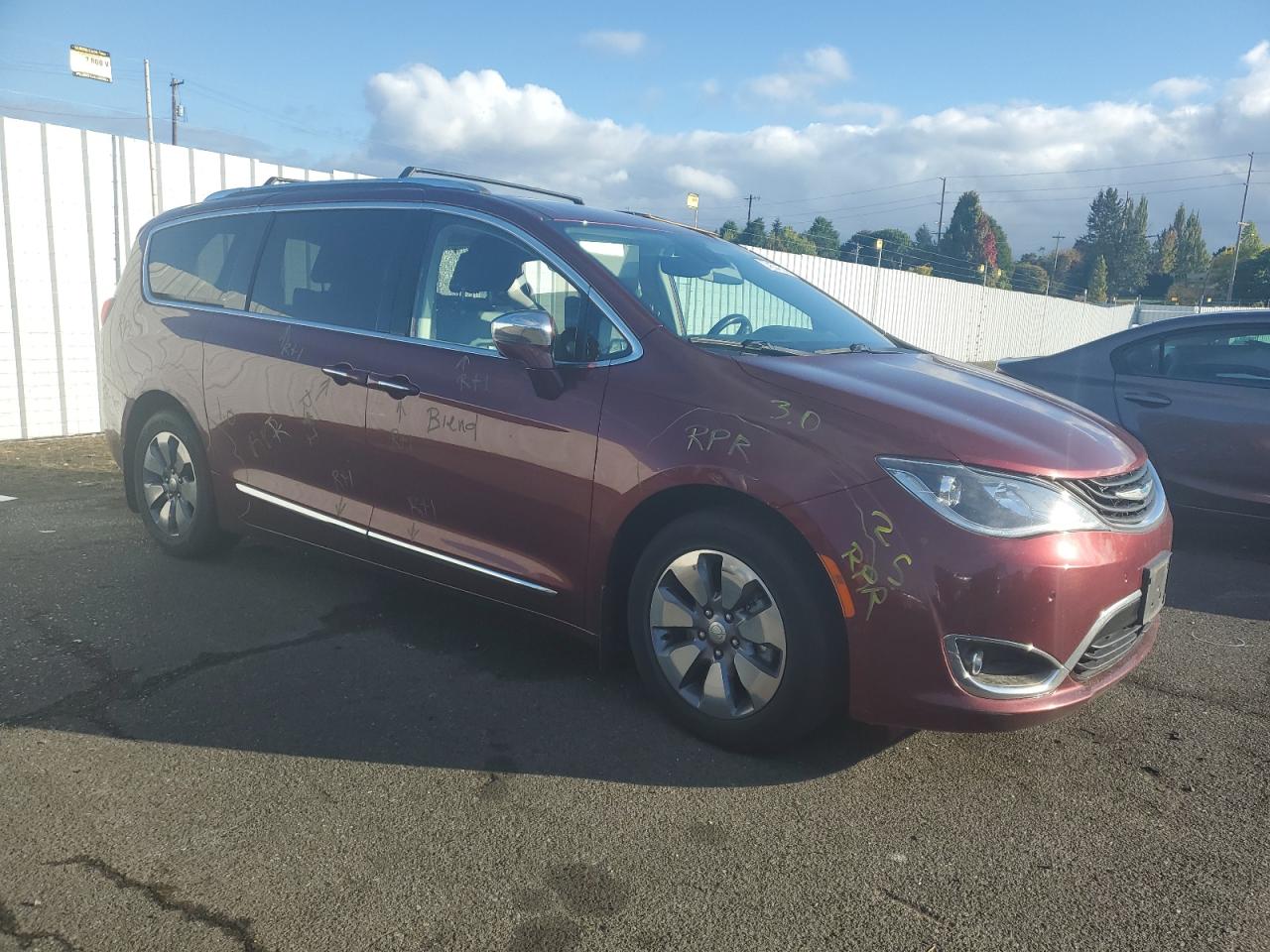 Lot #2957824769 2019 CHRYSLER PACIFICA H