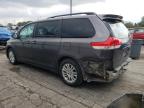 TOYOTA SIENNA XLE снимка