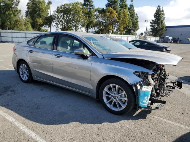 VIN 3FA6P0LU9LR266261 2020 Ford Fusion, SE no.4