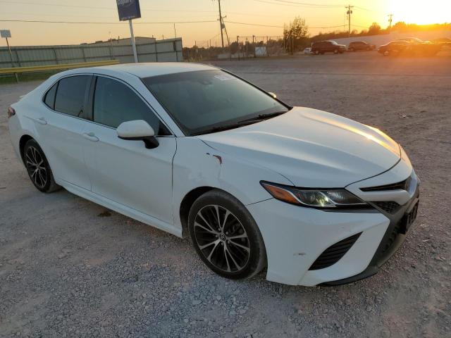 2018 TOYOTA CAMRY L - JTNB11HK9J3030773