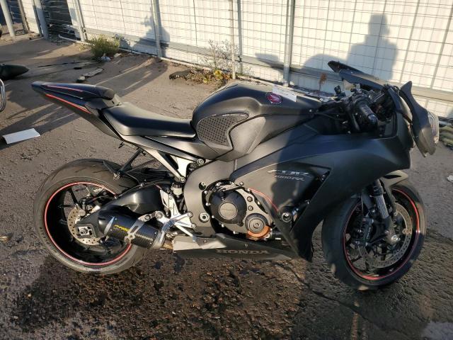 HONDA CBR1000 RR 2016 black  gas JH2SC5905GK800055 photo #1