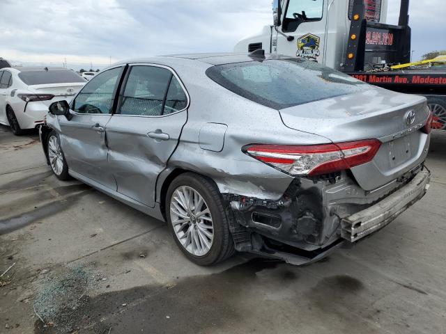 VIN 4T1B11HK8JU106266 2018 Toyota Camry, L no.2