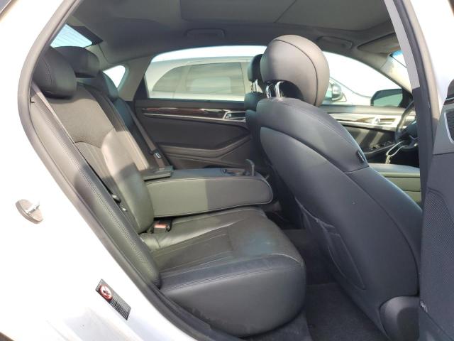 2015 HYUNDAI GENESIS 3. - KMHGN4JE8FU078105
