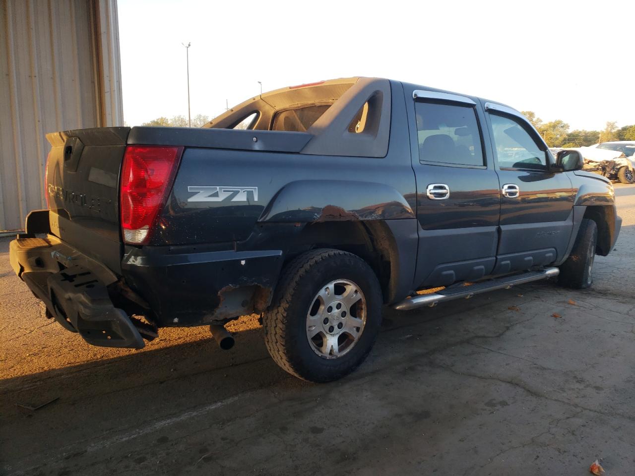 Lot #2895092621 2003 CHEVROLET AVALANCHE