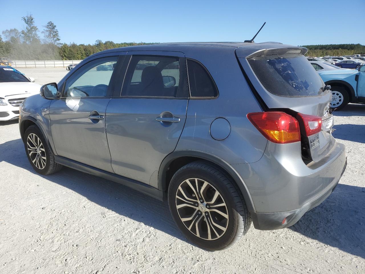 Lot #2928476828 2016 MITSUBISHI OUTLANDER