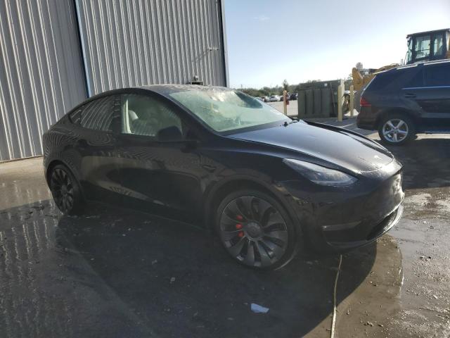 VIN 7SAYGDEFXNF383167 2022 Tesla MODEL Y no.4