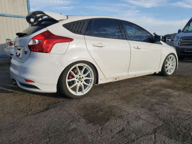 VIN 1FADP3L9XEL399410 2014 Ford Focus, ST no.3