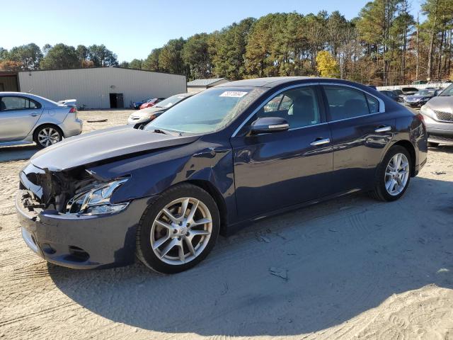 2010 NISSAN MAXIMA S 2010