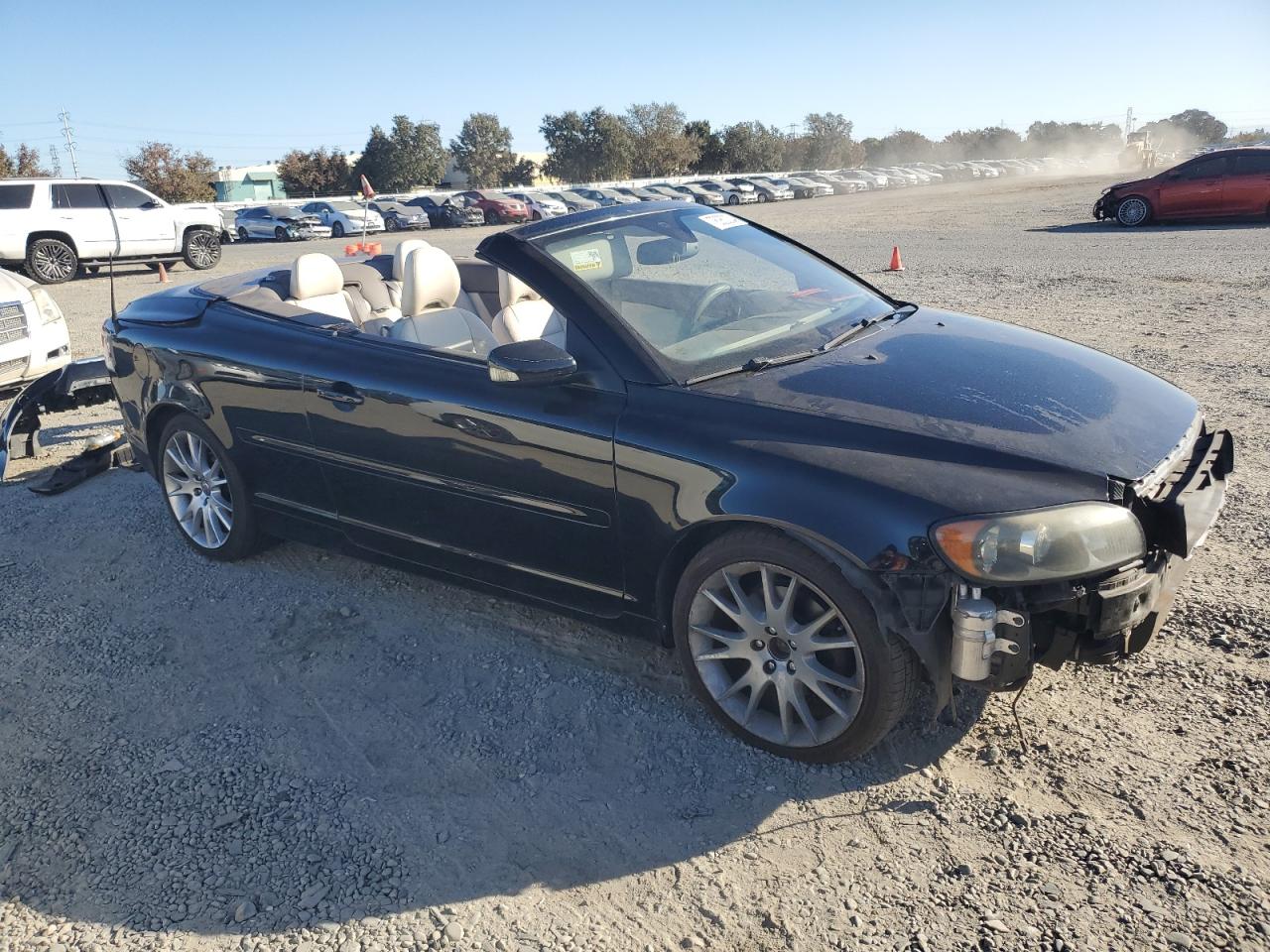 Lot #3034257104 2006 VOLVO C70 T5