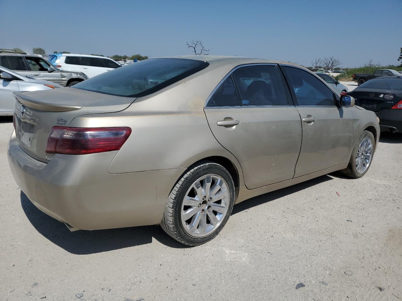 TOYOTA CAMRY CE 2007 gold sedan 4d gas 4T1BE46K37U085263 photo #4