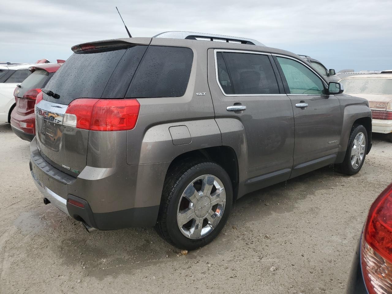 GMC TERRAIN SLT