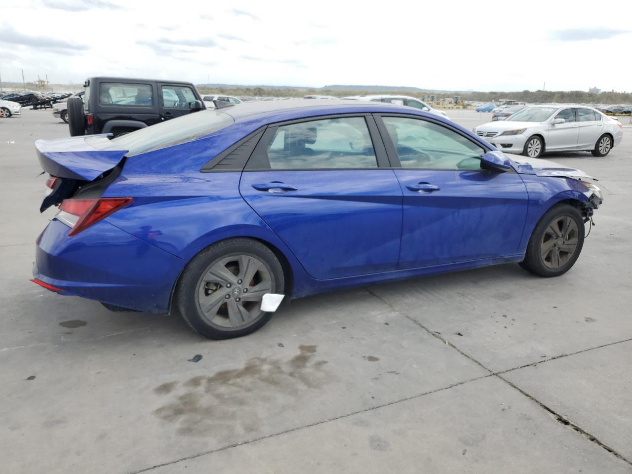 Lot #2986089149 2021 HYUNDAI ELANTRA SE